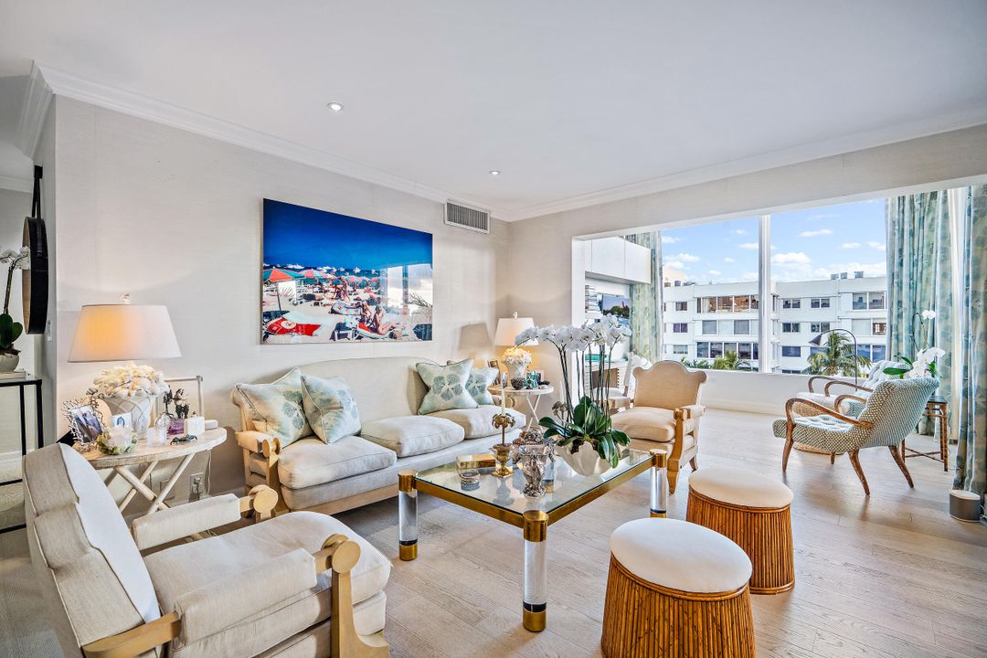 Active With Contract: $3,950,000 (2 beds, 2 baths, 1215 Square Feet)