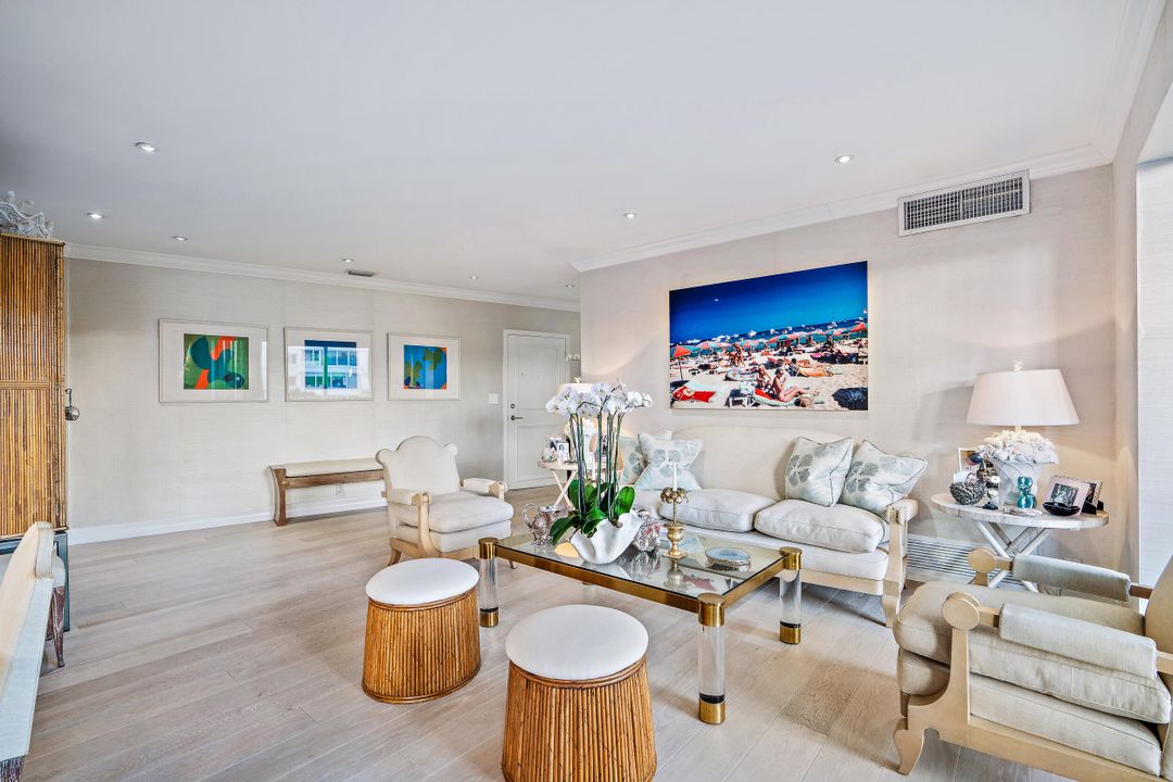 Active With Contract: $3,950,000 (2 beds, 2 baths, 1215 Square Feet)