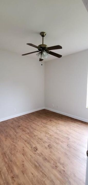 Active With Contract: $2,700 (3 beds, 2 baths, 1924 Square Feet)