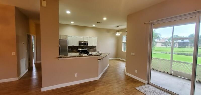 Active With Contract: $2,700 (3 beds, 2 baths, 1924 Square Feet)