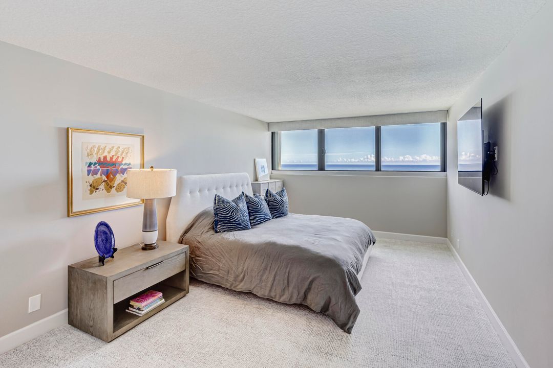 Active With Contract: $1,999,888 (3 beds, 2 baths, 1851 Square Feet)