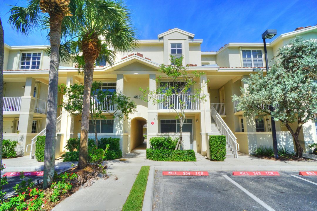 Active With Contract: $3,250,000 (0 beds, 0 baths, 719 Square Feet)