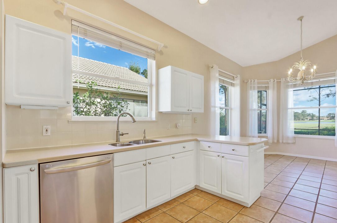 Active With Contract: $449,900 (2 beds, 2 baths, 2261 Square Feet)
