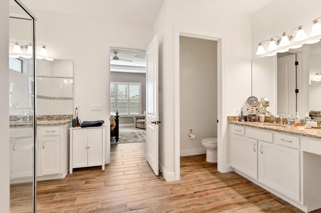 Active With Contract: $645,000 (3 beds, 3 baths, 2543 Square Feet)