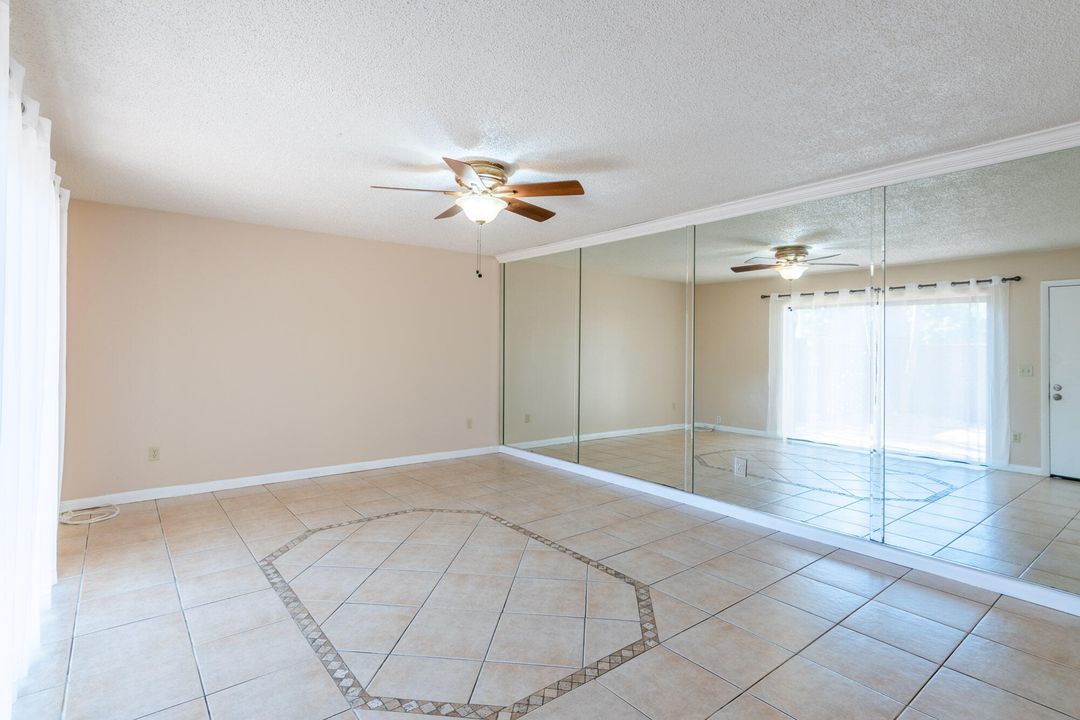 Active With Contract: $2,650 (2 beds, 2 baths, 1470 Square Feet)