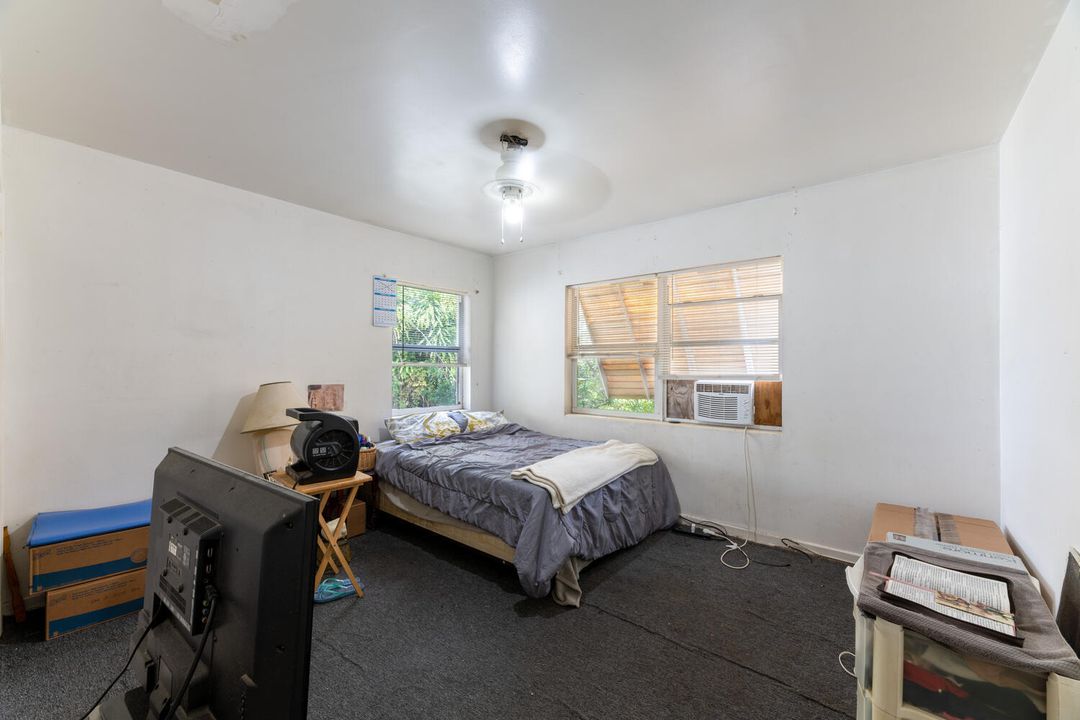 Active With Contract: $315,000 (3 beds, 2 baths, 1567 Square Feet)