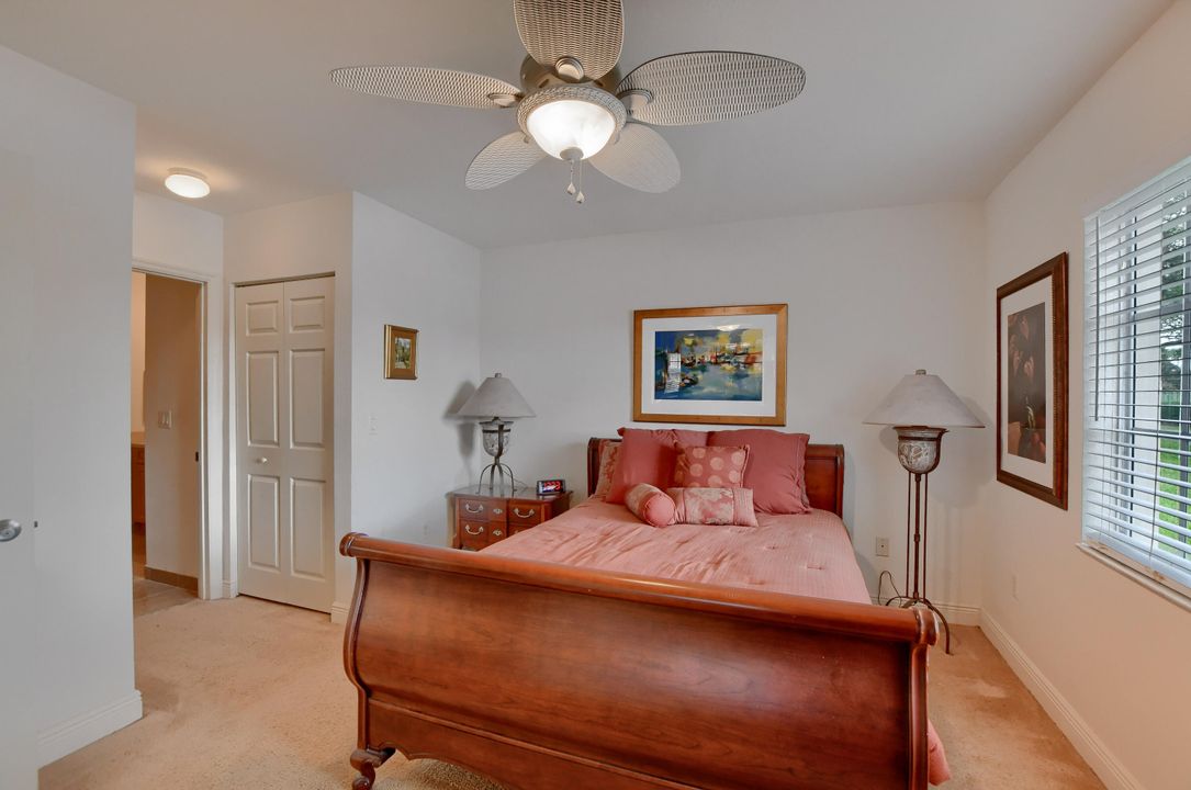 Active With Contract: $335,000 (3 beds, 2 baths, 1361 Square Feet)