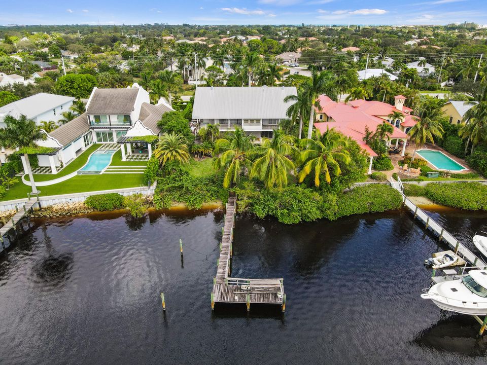 Recently Sold: $2,825,000 (4 beds, 4 baths, 3650 Square Feet)