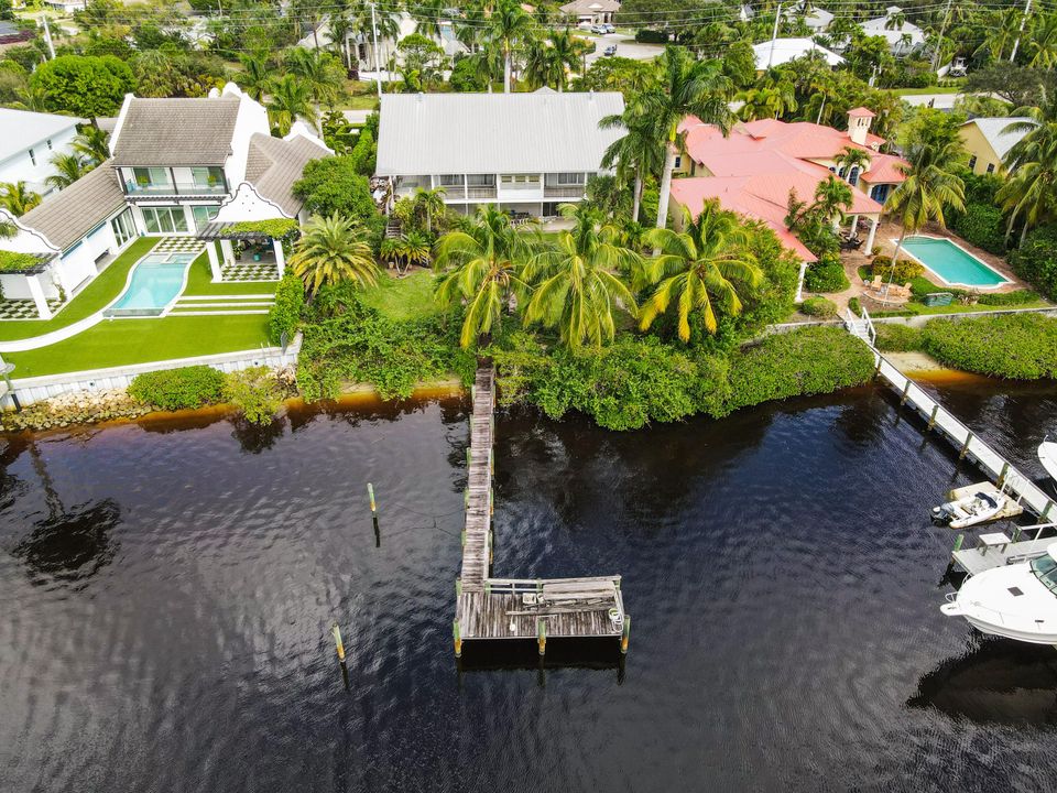 Recently Sold: $2,825,000 (4 beds, 4 baths, 3650 Square Feet)