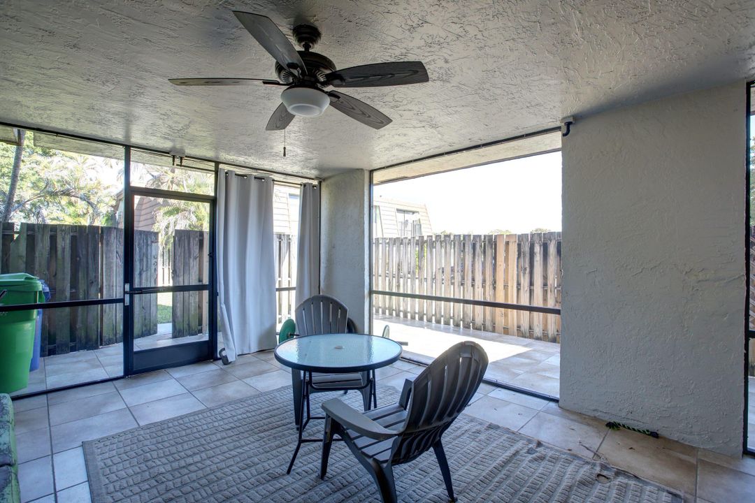 Active With Contract: $2,600 (3 beds, 2 baths, 1570 Square Feet)