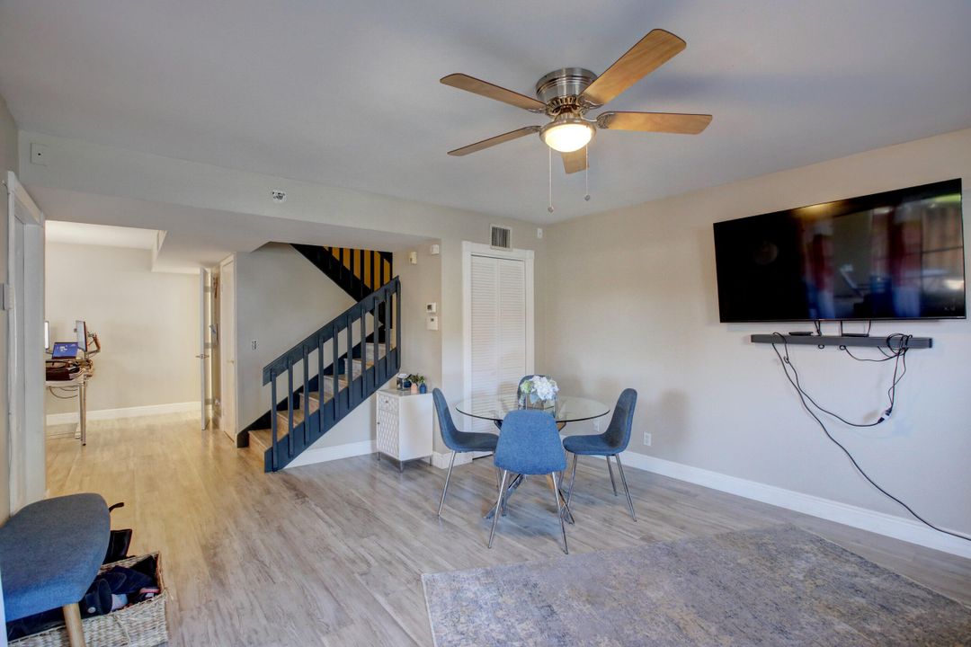 Active With Contract: $2,600 (3 beds, 2 baths, 1570 Square Feet)