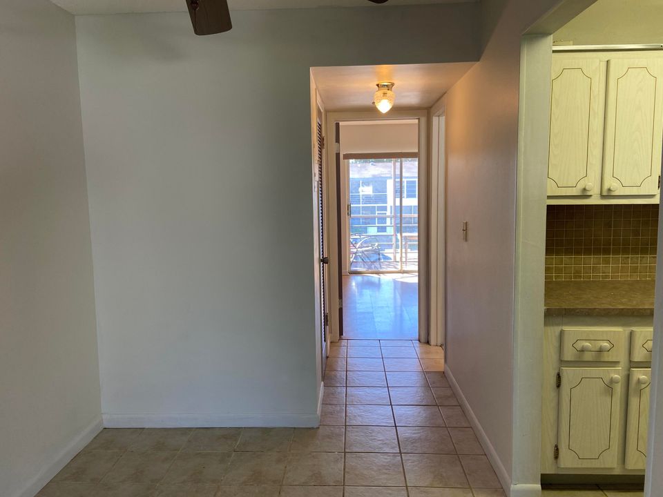 Active With Contract: $76,000 (1 beds, 1 baths, 532 Square Feet)