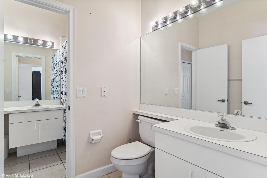 Active With Contract: $210,000 (2 beds, 1 baths, 1066 Square Feet)
