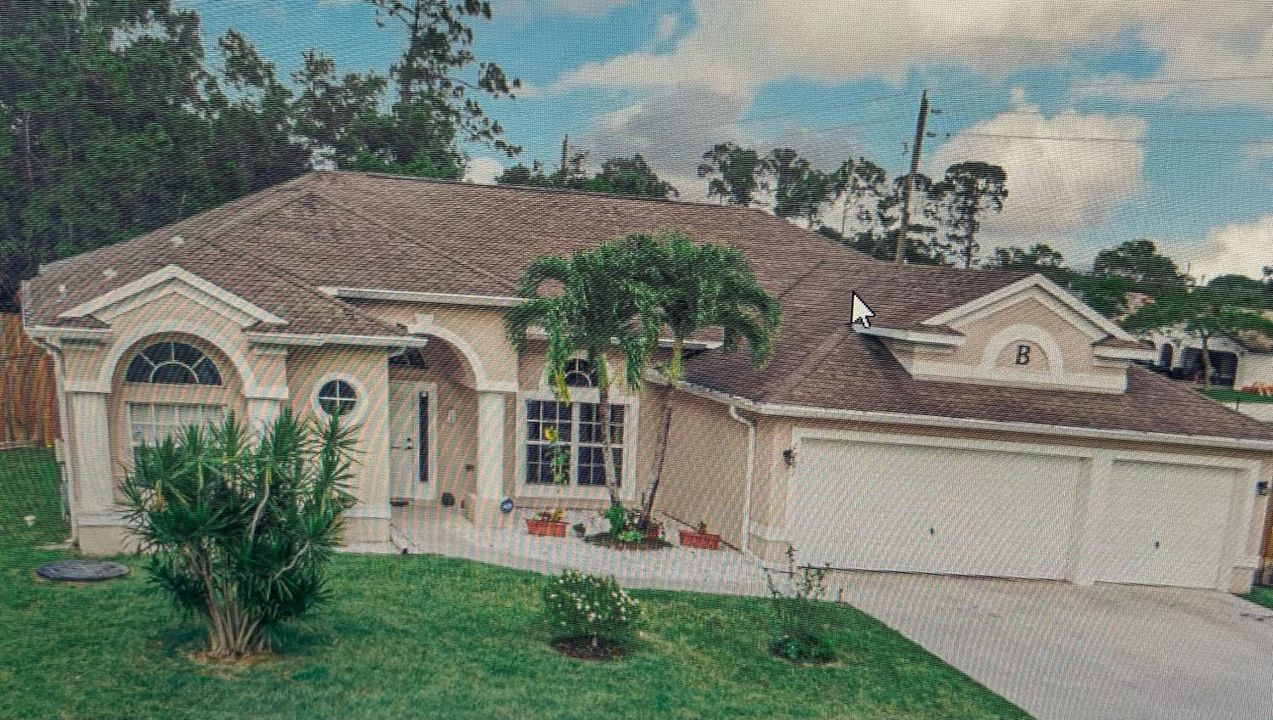 Recently Rented: $3,000 (4 beds, 3 baths, 2414 Square Feet)