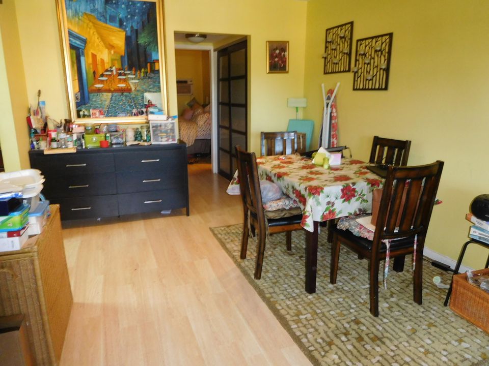 Vendido Recientemente: $80,000 (1 camas, 1 baños, 646 Pies cuadrados)