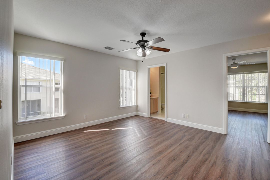 Active With Contract: $2,700 (2 beds, 2 baths, 1502 Square Feet)