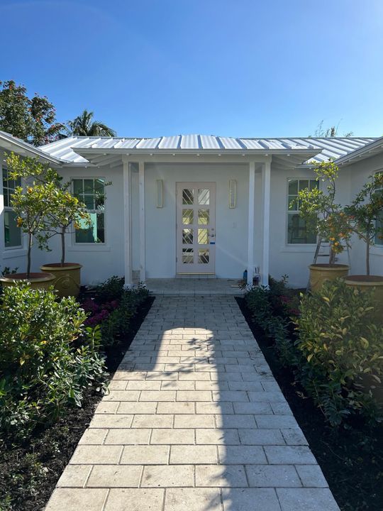 Recently Sold: $4,450,000 (4 beds, 3 baths, 3133 Square Feet)