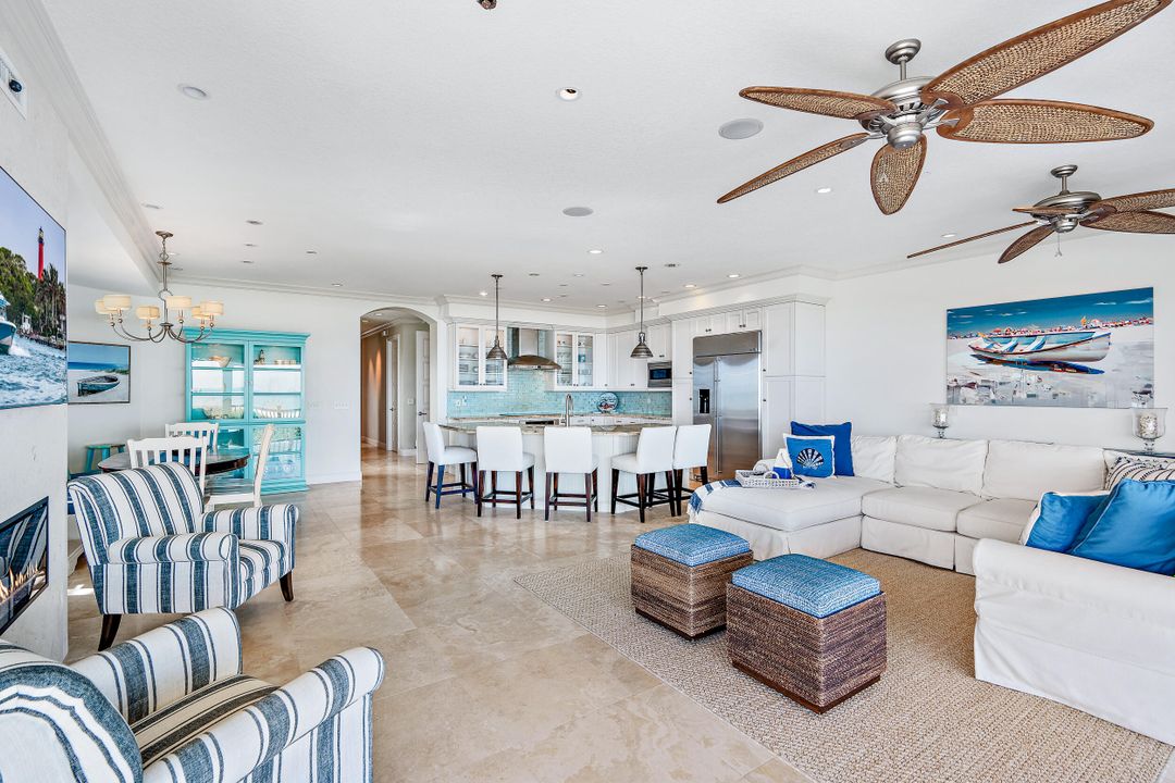 Active With Contract: $2,799,000 (5 beds, 4 baths, 4046 Square Feet)