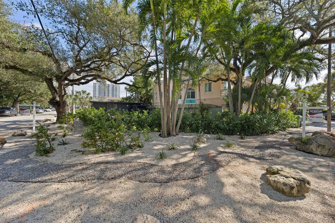 Recently Sold: $1,500,000 (0 beds, 0 baths, 800 Square Feet)
