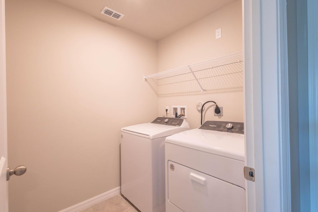 Active With Contract: $3,000 (3 beds, 2 baths, 1485 Square Feet)
