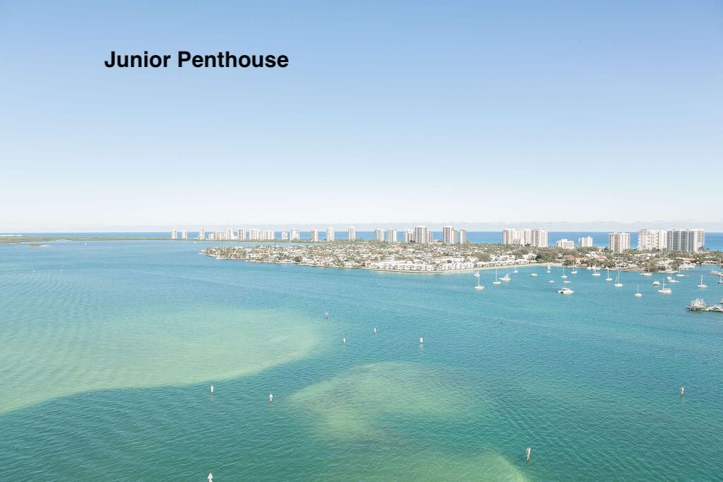 最近售出: $899,000 (3 贝兹, 3 浴室, 1990 平方英尺)