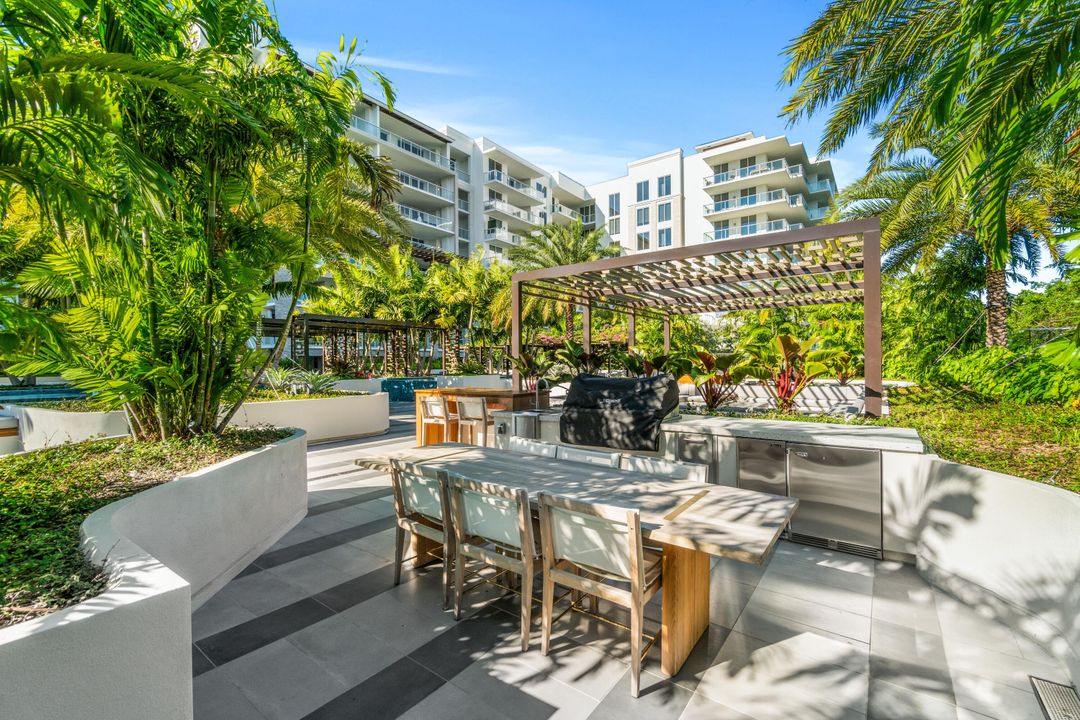 Active With Contract: $2,349,000 (3 beds, 3 baths, 2035 Square Feet)