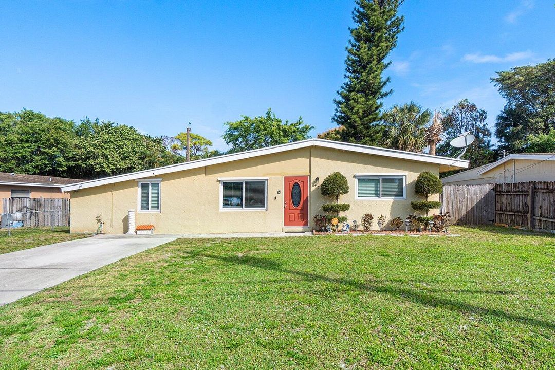 Vendido Recientemente: $349,900 (3 camas, 1 baños, 1120 Pies cuadrados)