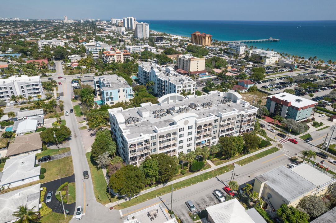 Recently Sold: $699,999 (2 beds, 2 baths, 1425 Square Feet)