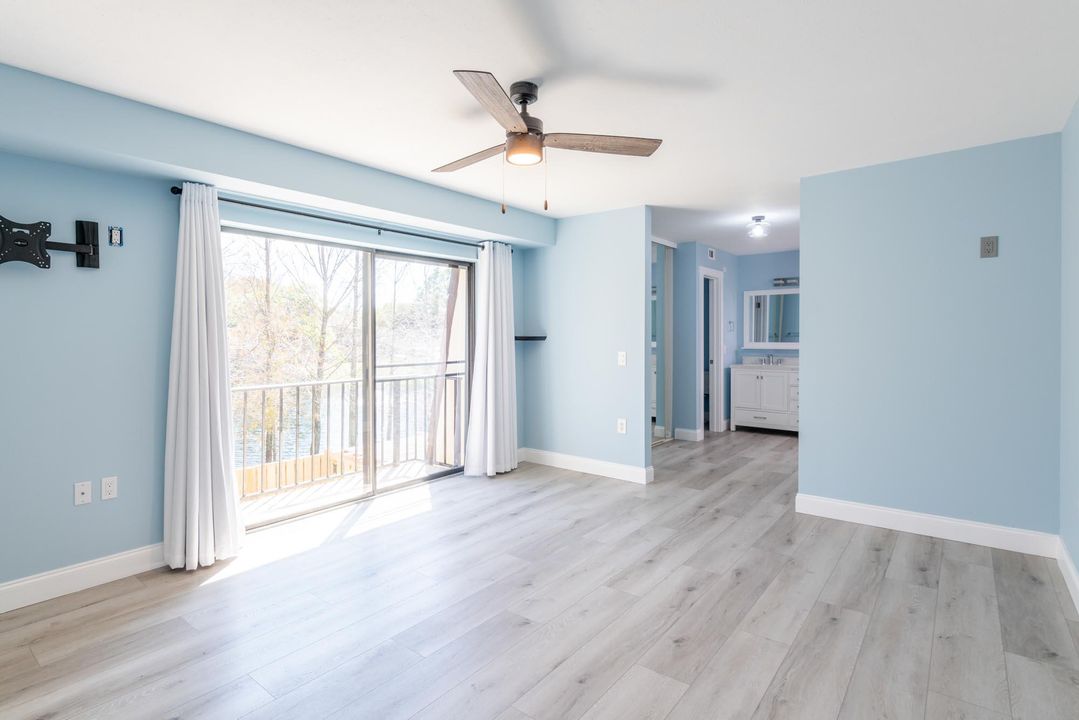 Active With Contract: $2,800 (3 beds, 2 baths, 1596 Square Feet)