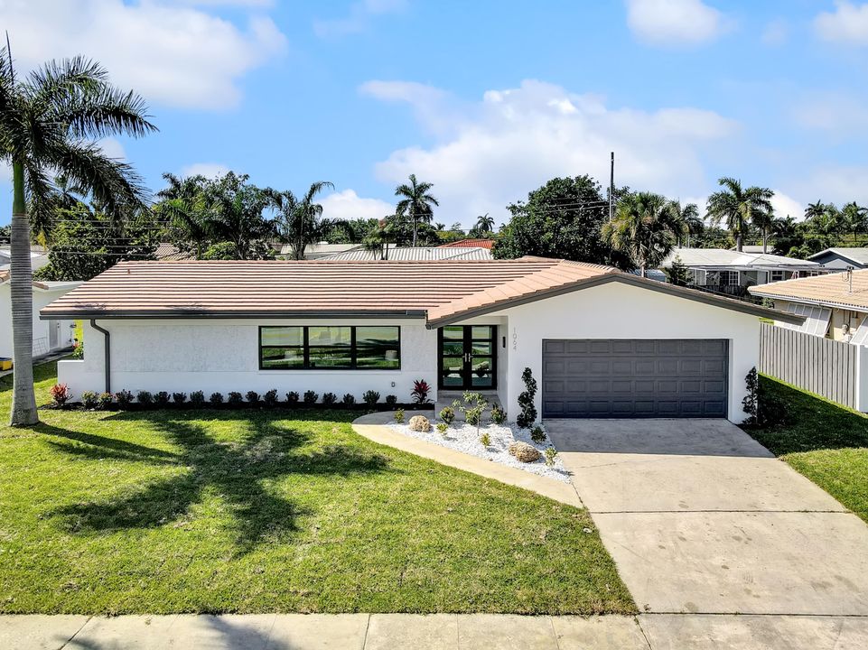 Recently Sold: $839,000 (3 beds, 2 baths, 1780 Square Feet)