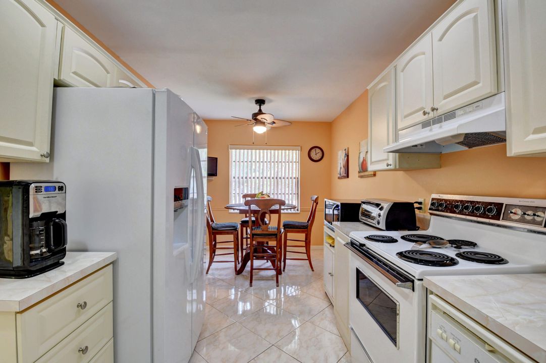 For Sale: $5,000 (2 beds, 2 baths, 1429 Square Feet)