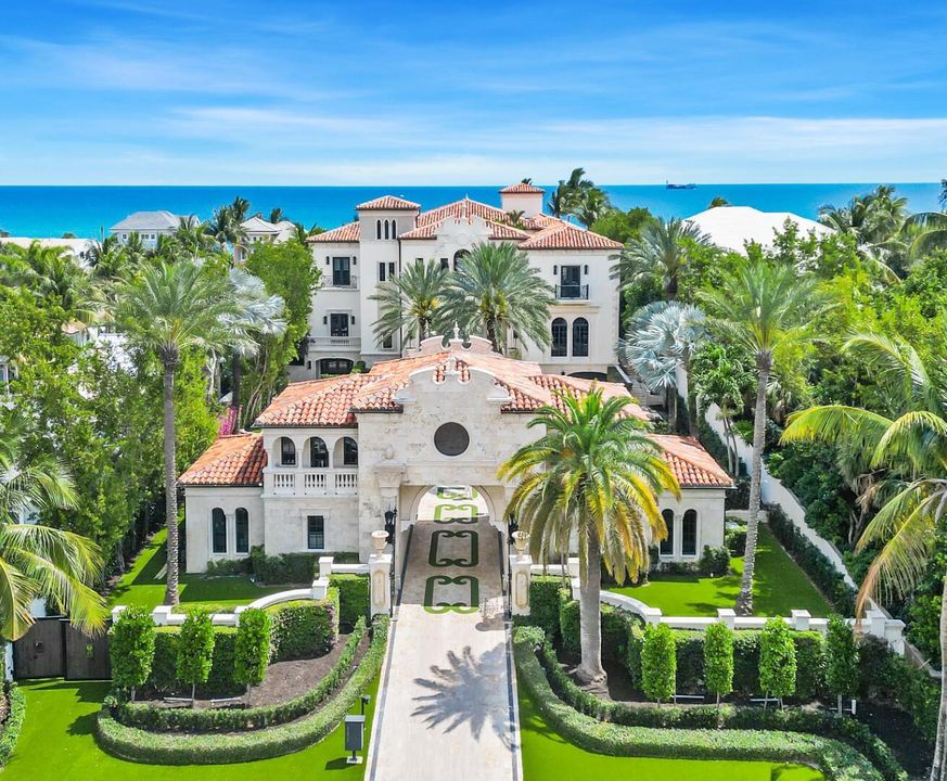 Recently Sold: $59,900,000 (9 beds, 13 baths, 19055 Square Feet)