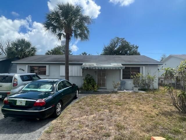 Recently Sold: $290,000 (0 beds, 0 baths, 1296 Square Feet)