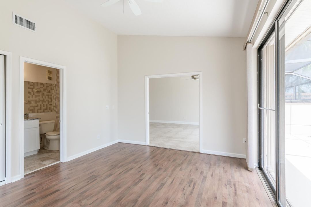 Active With Contract: $3,000 (2 beds, 2 baths, 1397 Square Feet)
