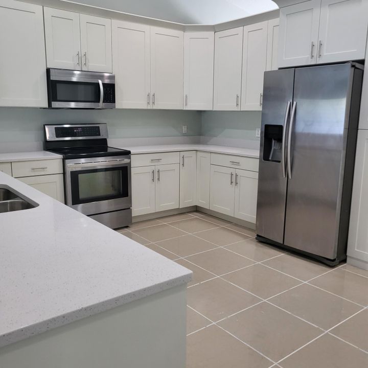 Active With Contract: $359,000 (3 beds, 2 baths, 1812 Square Feet)