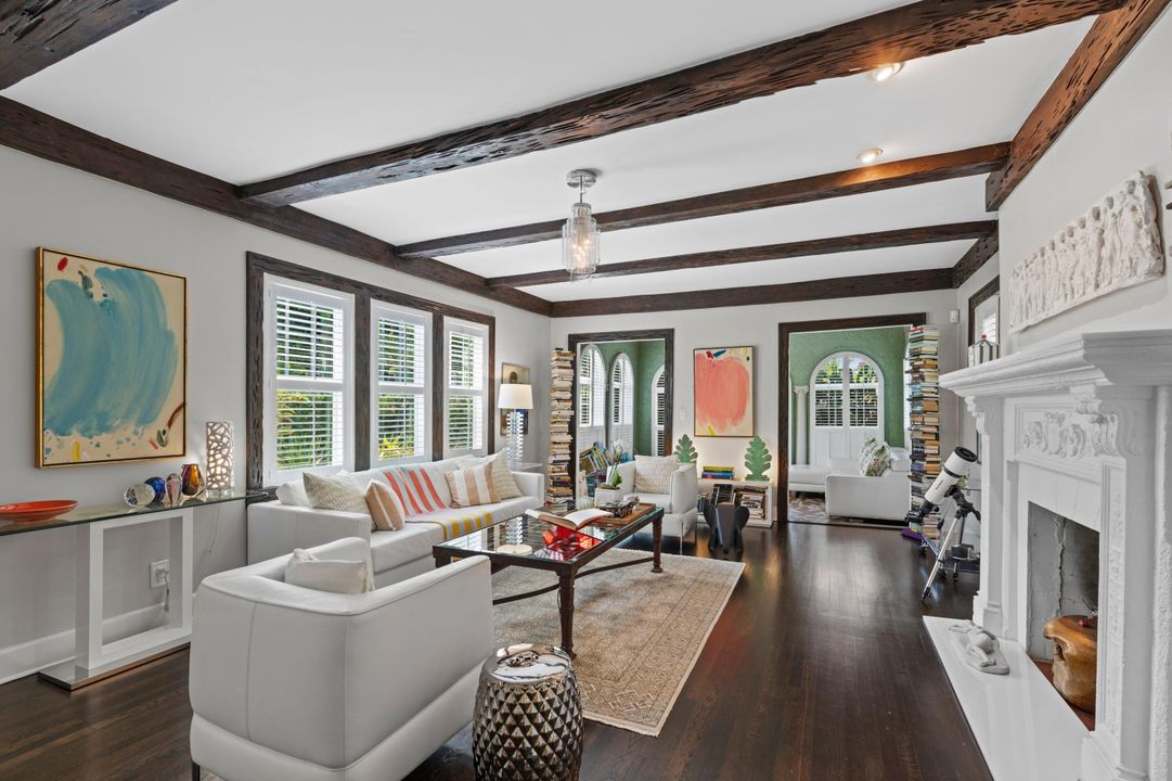 Active With Contract: $1,995,000 (3 beds, 2 baths, 2052 Square Feet)