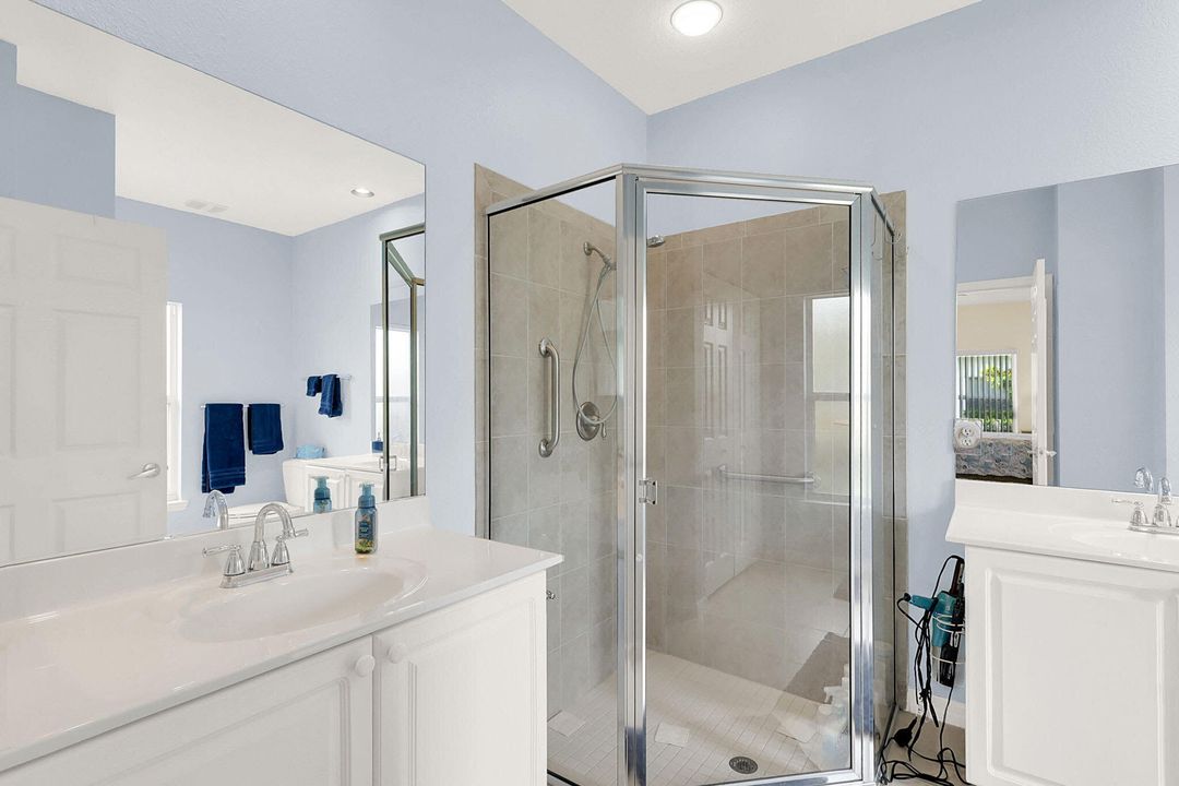 Activo con contrato: $1,900 (2 camas, 2 baños, 1335 Pies cuadrados)