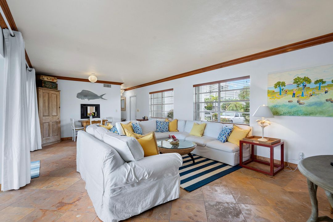 Active With Contract: $3,499,000 (0 beds, 0 baths, 3882 Square Feet)