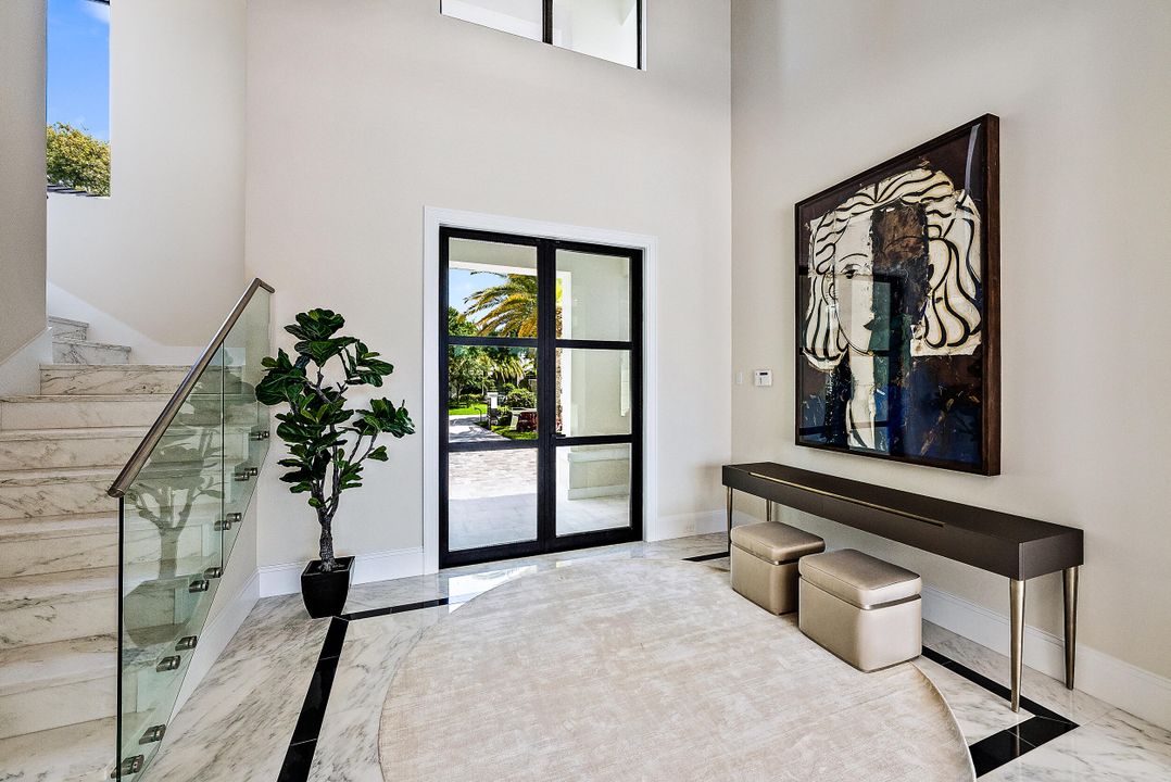 Active With Contract: $10,500,000 (5 beds, 5 baths, 5986 Square Feet)