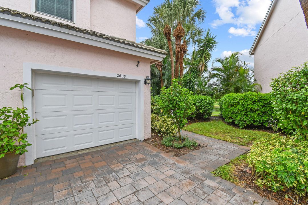 Recientemente alquilado: $7,500 (3 camas, 3 baños, 1611 Pies cuadrados)