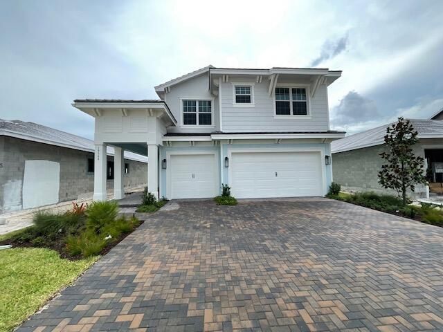 Recently Sold: $844,900 (5 beds, 5 baths, 3299 Square Feet)