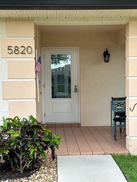 Recently Sold: $207,000 (2 beds, 2 baths, 1233 Square Feet)