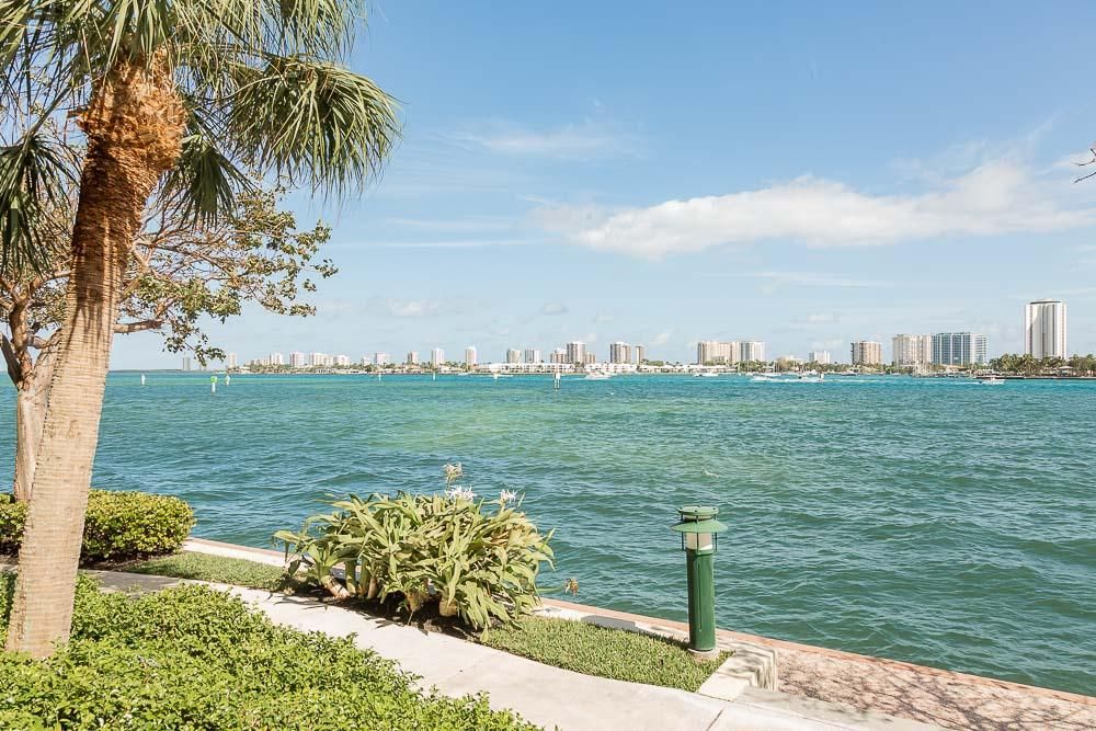 Recently Sold: $759,000 (2 beds, 2 baths, 1565 Square Feet)