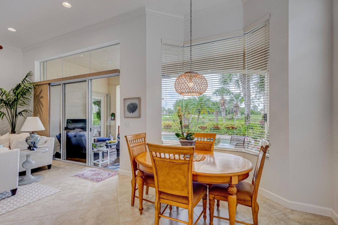 Active With Contract: $1,999,000 (3 beds, 3 baths, 3270 Square Feet)