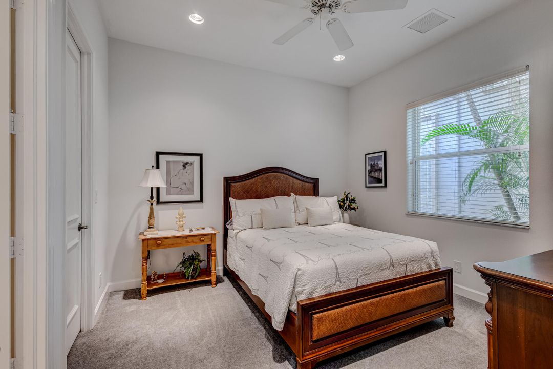 Active With Contract: $1,999,000 (3 beds, 3 baths, 3270 Square Feet)