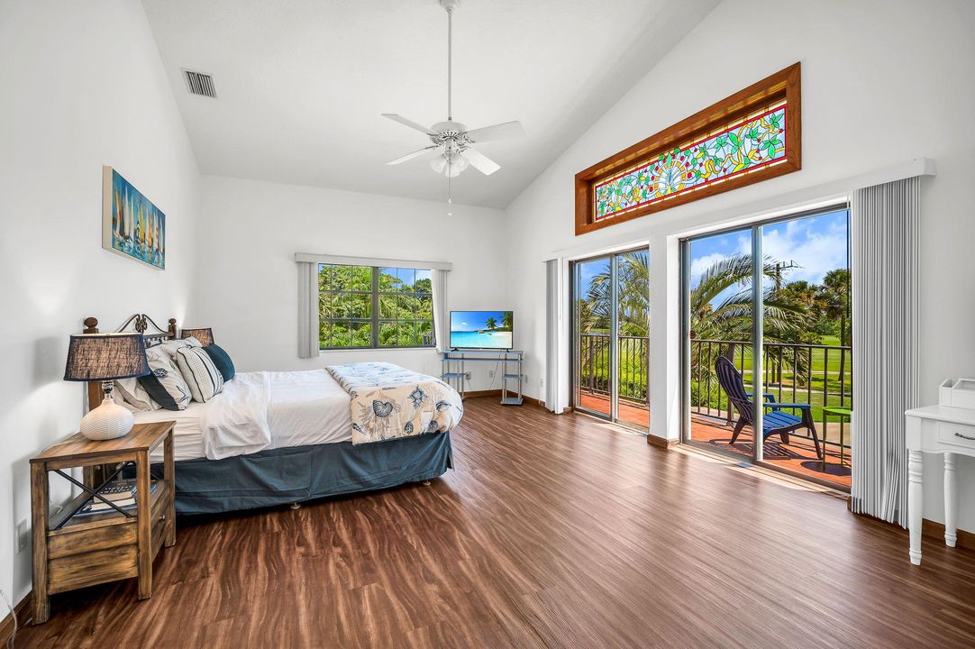 Active With Contract: $1,600,000 (3 beds, 5 baths, 2944 Square Feet)