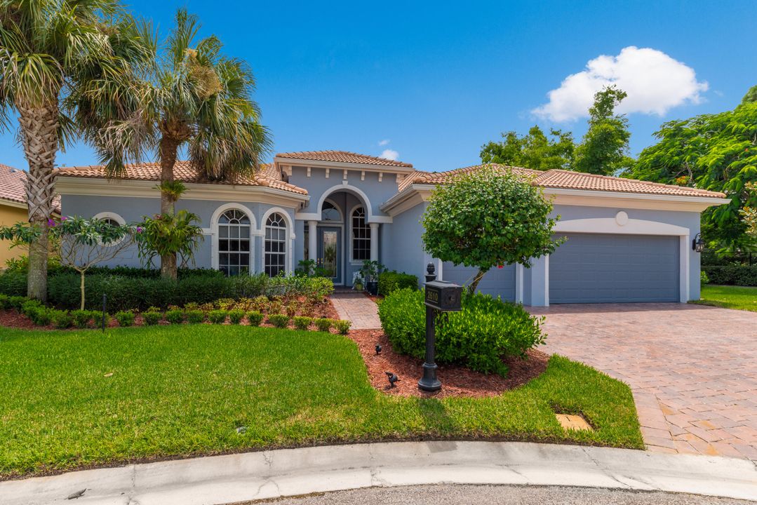 Recently Sold: $1,325,000 (3 beds, 3 baths, 3364 Square Feet)