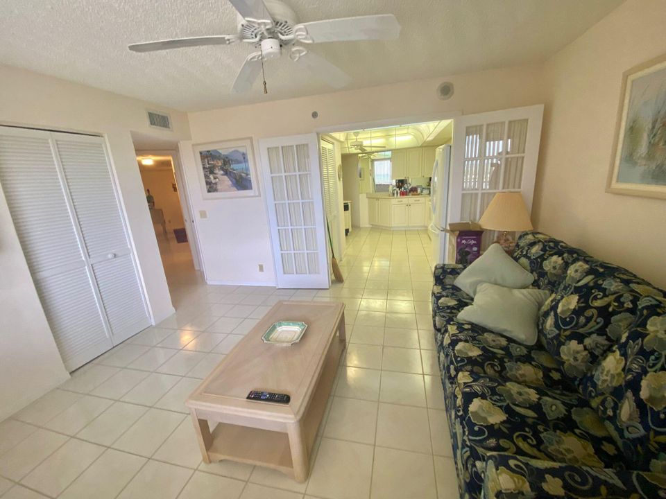 Active With Contract: $5,800 (3 beds, 2 baths, 1867 Square Feet)