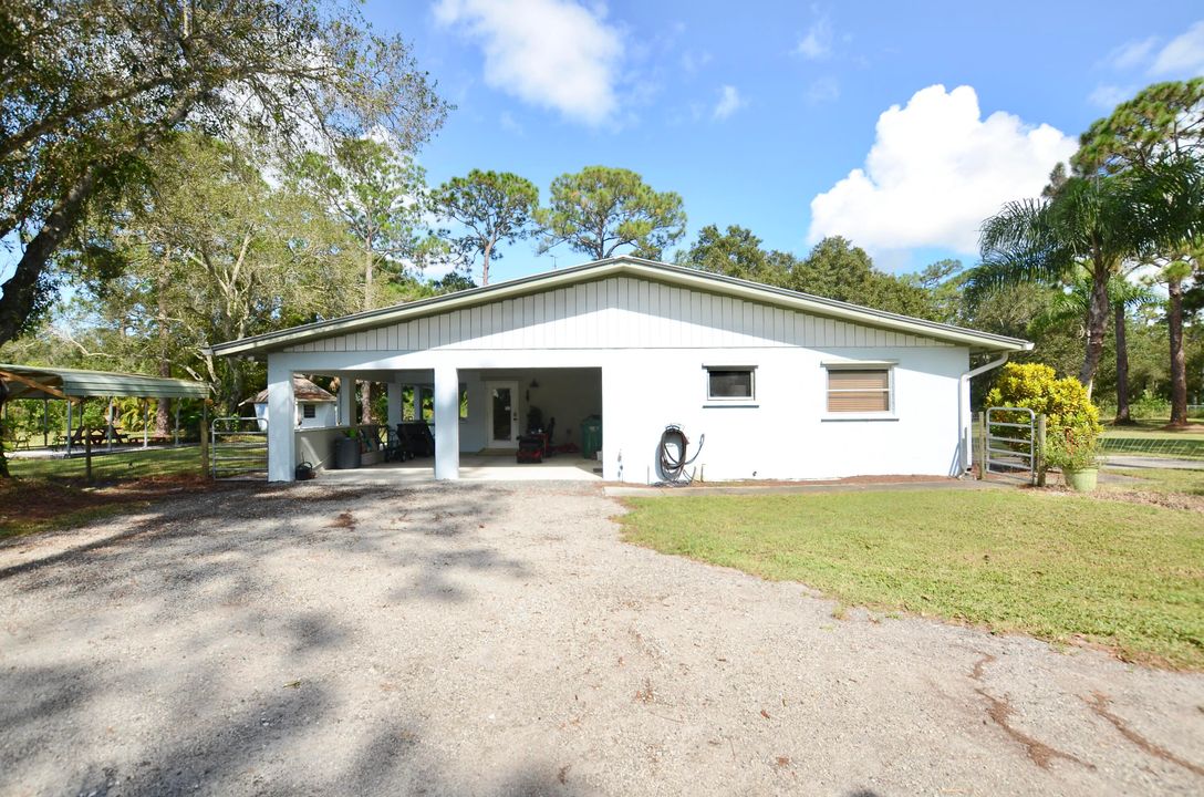 Active With Contract: $699,900 (4 beds, 3 baths, 2820 Square Feet)