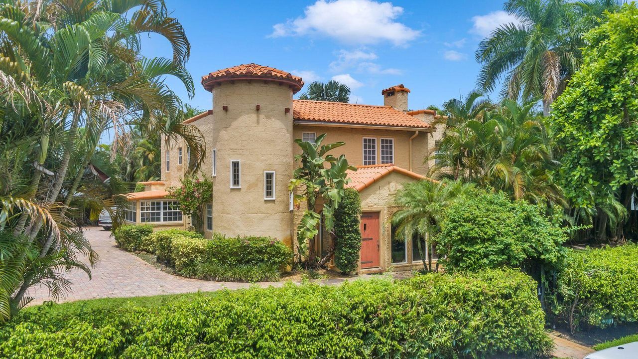 Active With Contract: $3,695,000 (0 beds, 0 baths, 0 Square Feet)